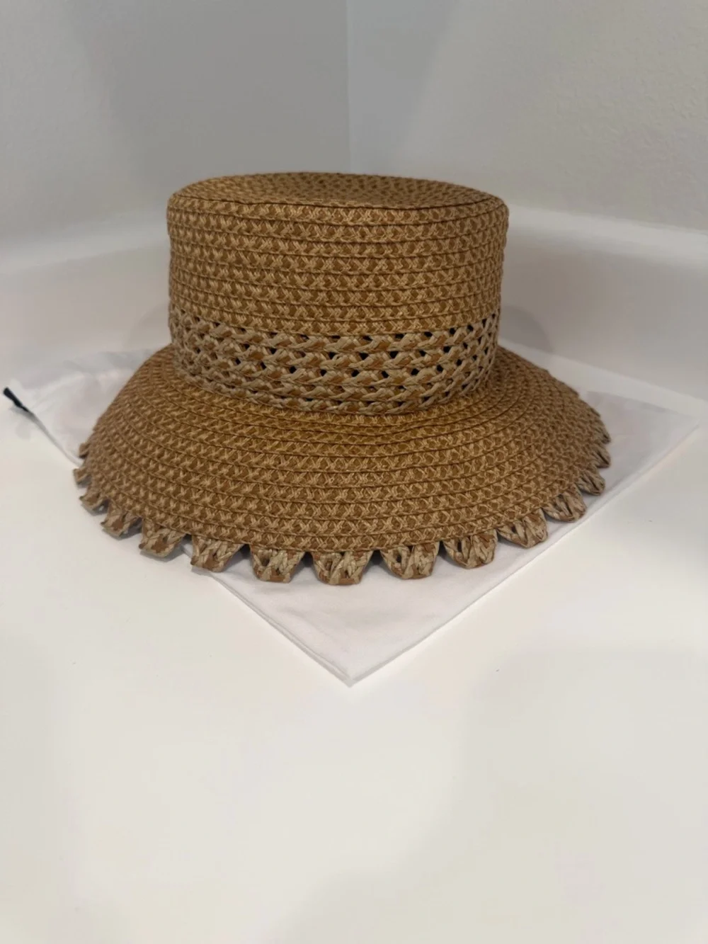 Eric Javits Squishee® Fringe Bucket Hat UPF 50+ Vented Crown Structured (Rare) - Picture 3 of 11
